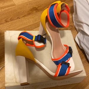 Sporty High Heels Size 10
